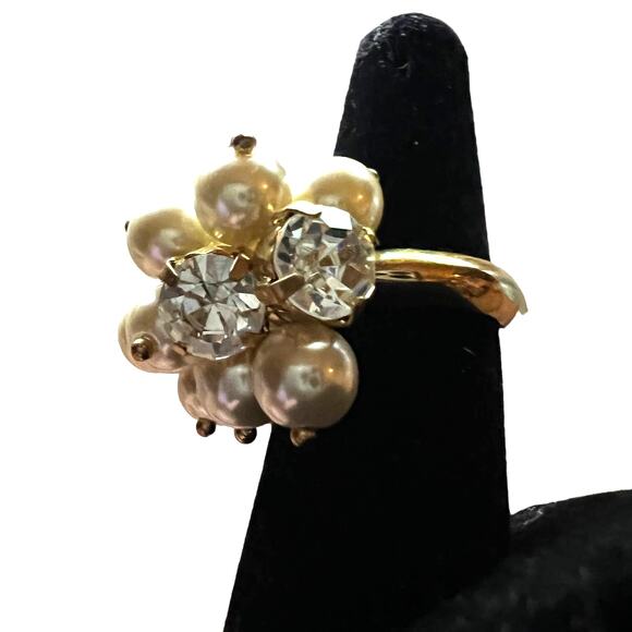 J Crew Pearl Crystal Rhinestone Gold Tone Cluster Chunky Cocktail Ring Medium - Picture 2 of 6